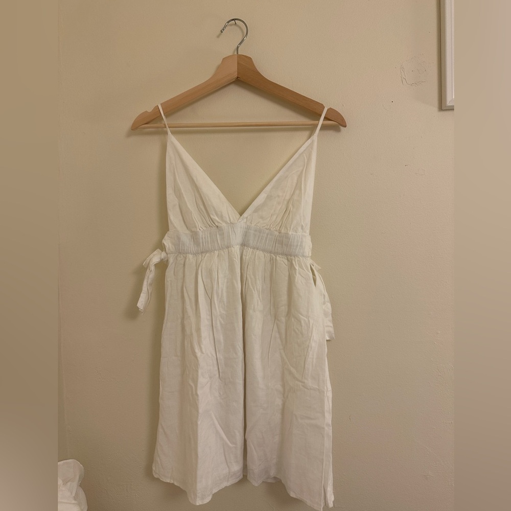 aerie White Spaghetti Strap V-Neck Summer Dress